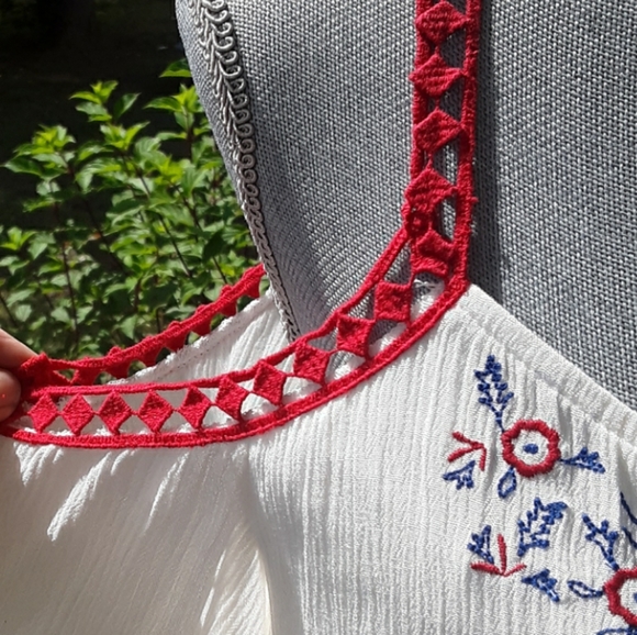 Love Fire off shoulder embroidered Dress - Picture 10 of 10